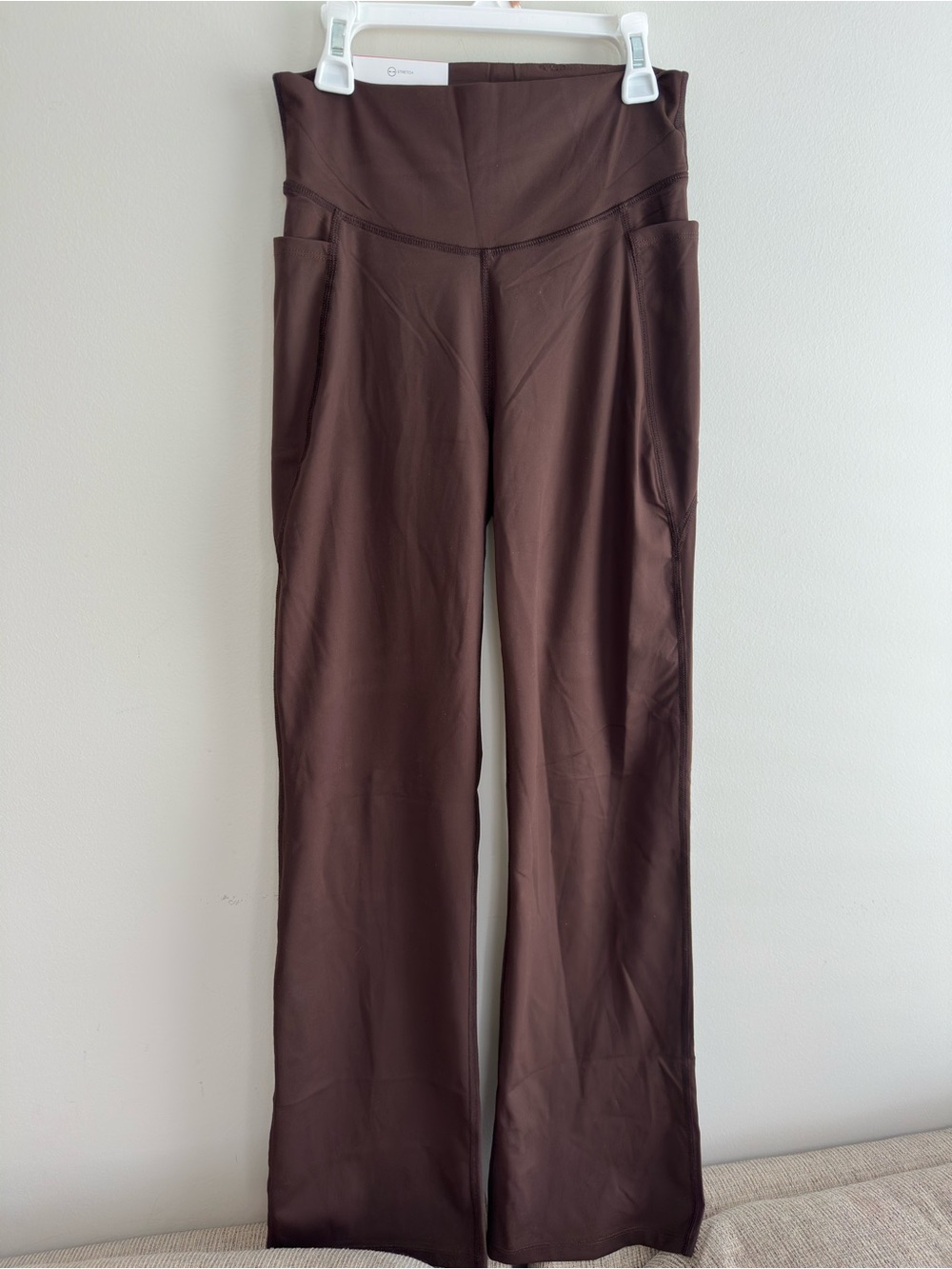 Jockey NWT Women’s Yoga Pants Size Medium Espresso